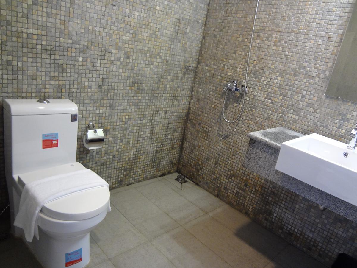 Yazhou Foryou Hotel Phnom Penh Zewnętrze zdjęcie